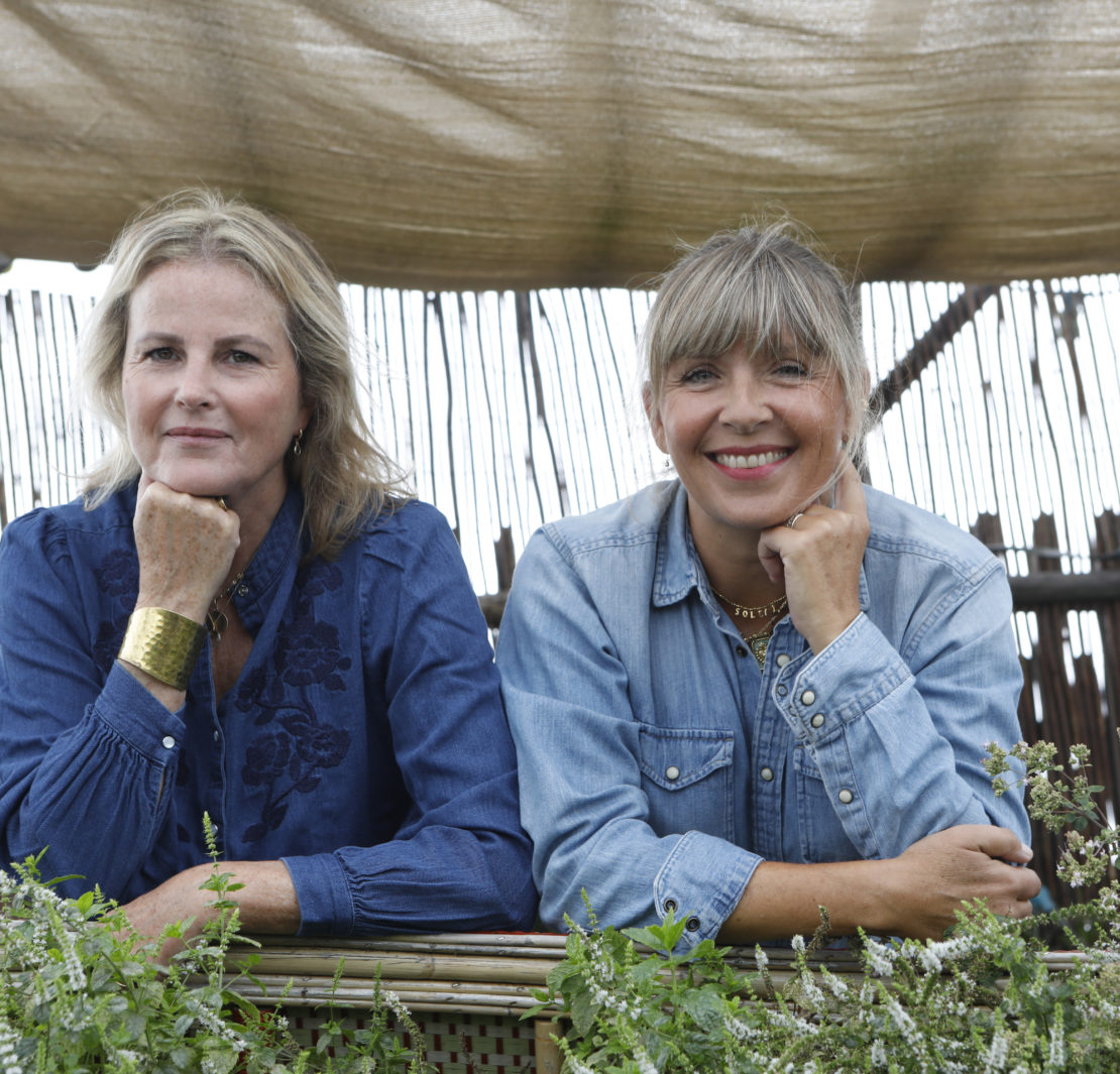 Caroline Watelet (gauche) et Billie Blanket (droite) autrices de Vert Toit